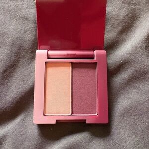 Farah Peach & Dusty Rose Eyeshadow Duo